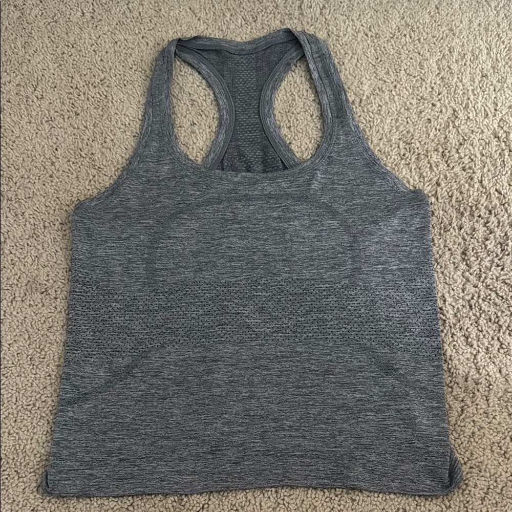 lululemon gray tank